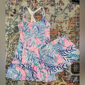 Women’s 2 piece Lilly Pulitzer Luxletic set